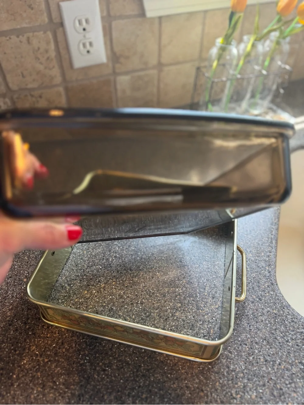 Vintage Pyrex 232 2 Qt Casserole Dish w/ Fruit Metal Serving Cradle Handles